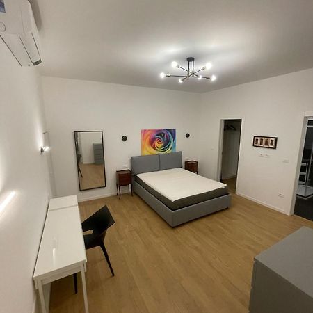 Trieste Centrale Luxury Apartament In Stile Moderno Екстер'єр фото