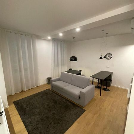 Trieste Centrale Luxury Apartament In Stile Moderno Екстер'єр фото