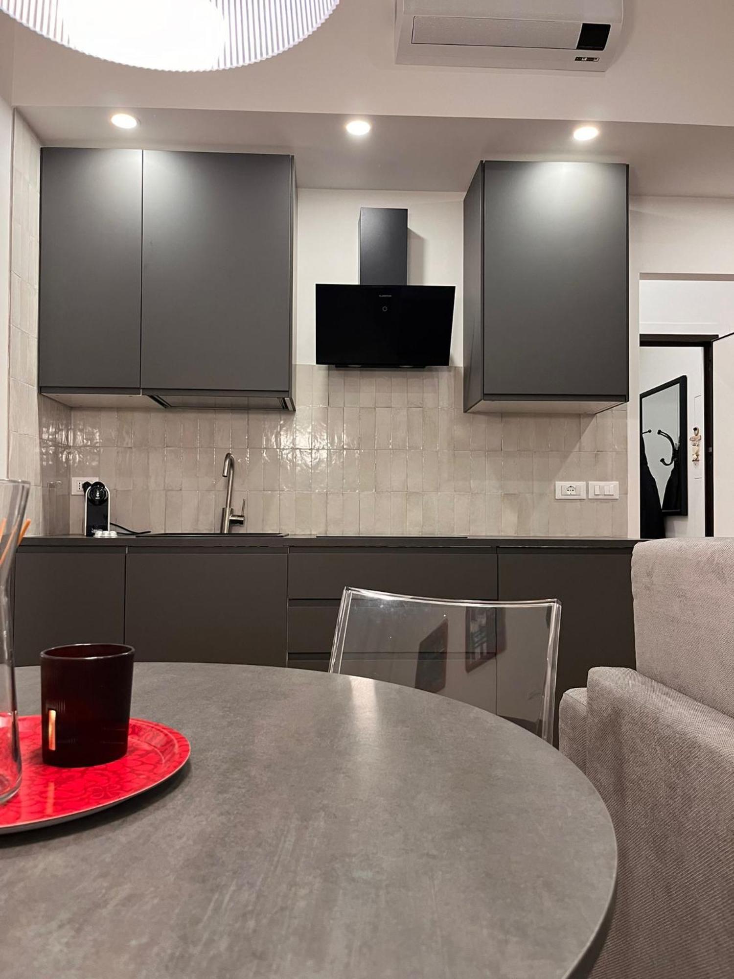 Trieste Centrale Luxury Apartament In Stile Moderno Екстер'єр фото