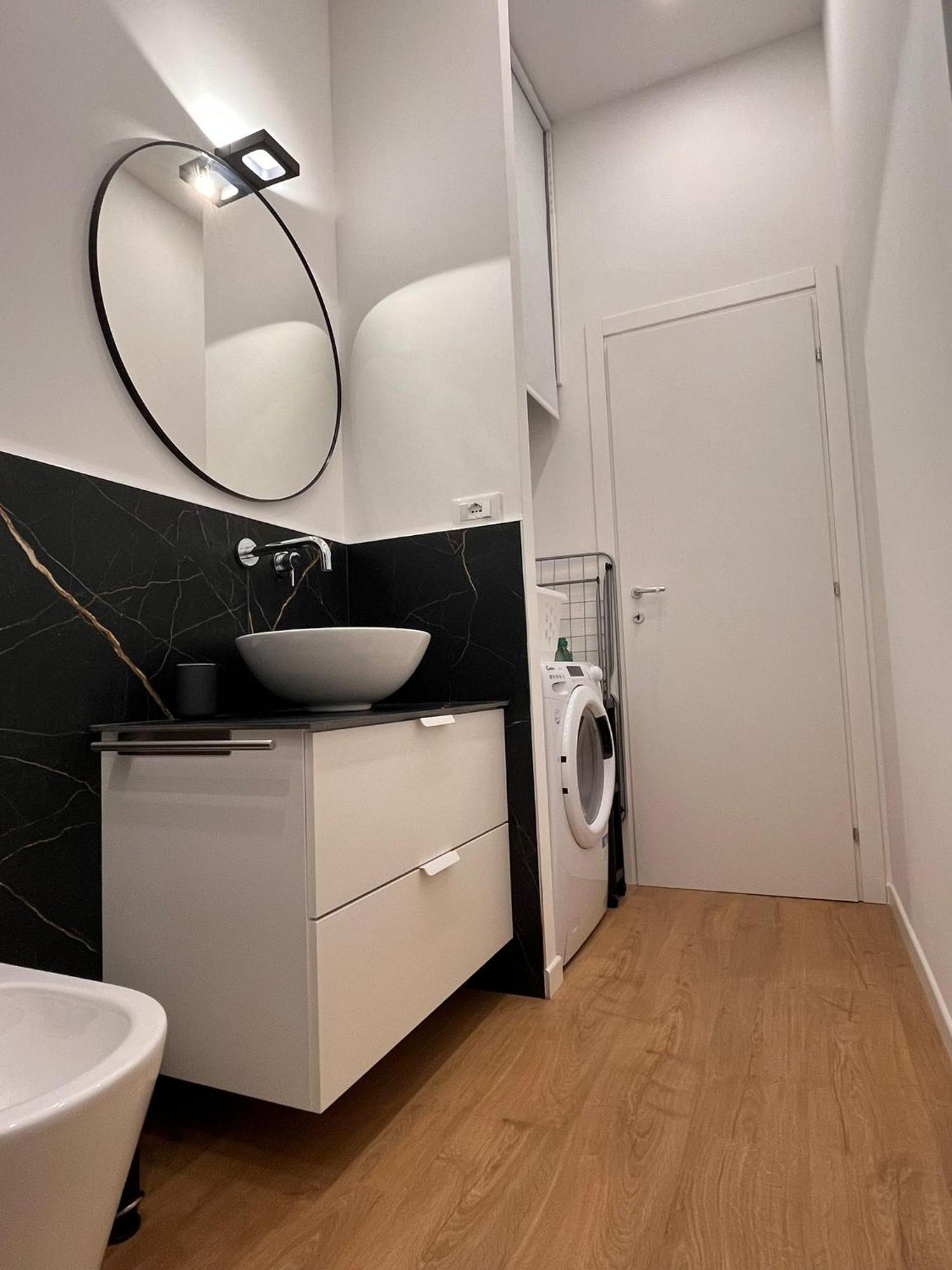 Trieste Centrale Luxury Apartament In Stile Moderno Екстер'єр фото